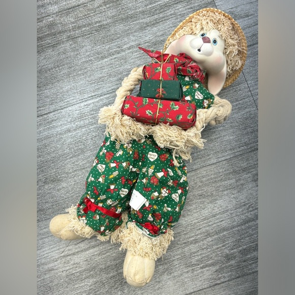 House Of Loyd TLTOYS 1993 Flossie Rabbit Christmas Holiday Doll Presents 541736 - Picture 2 of 15